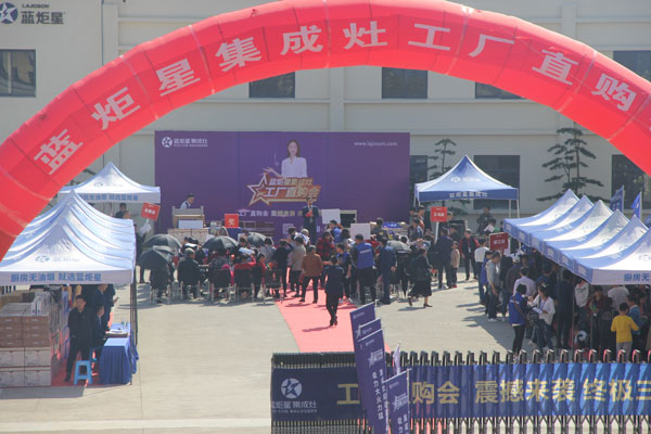 (焦点娱乐三大电商平台，线上线下一起发力)