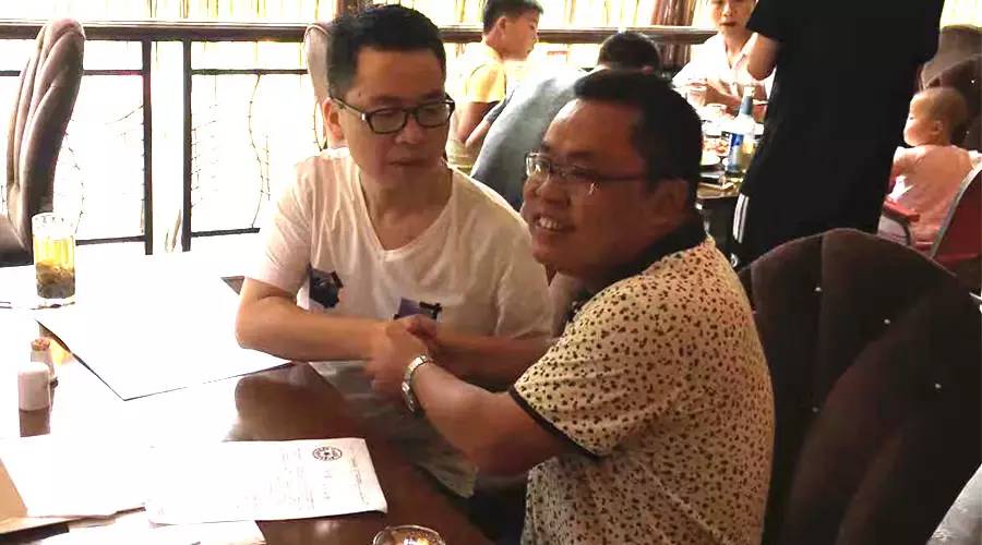 喜讯，湖南娄底毛总成功加盟焦点娱乐集成灶！