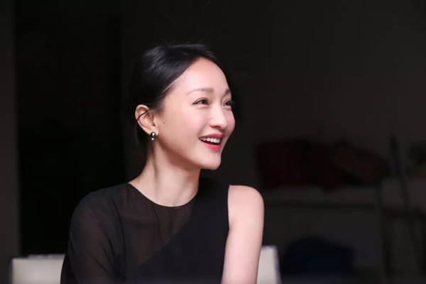 焦点娱乐品牌形象代言人——周迅