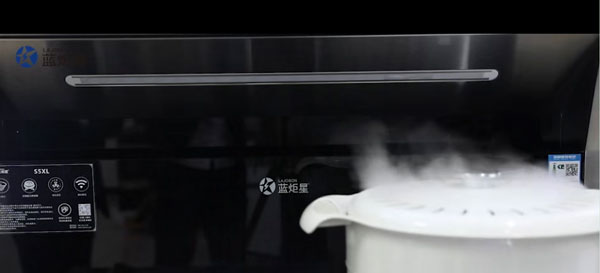 焦点娱乐集成灶有眼吸净率