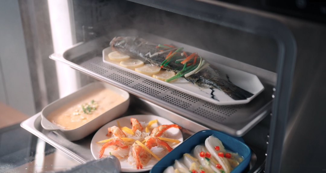 焦点娱乐蒸烤炸集成灶